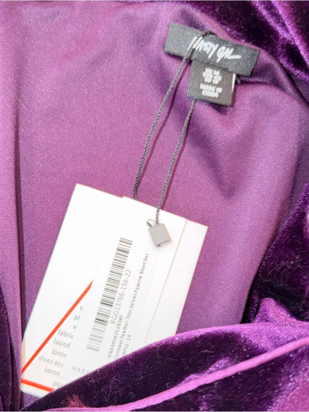 Nasty Gal Contrast Feather Trim Velvet 2pc Pajama Set, NWT ($55)! - Picture 4 of 4